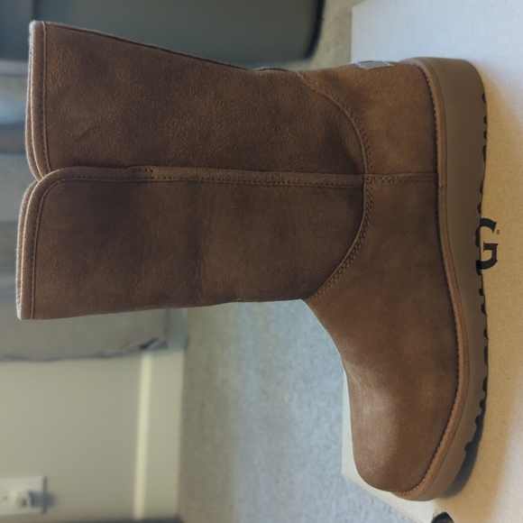 NWT UGG K Alexey II tan boots Sz kids 4 women 5.5 - Picture 5 of 11